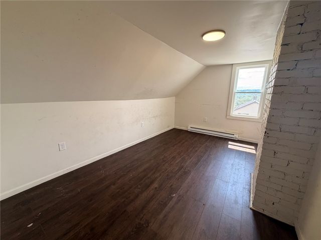 340-342 Kenney Ave, Pitcairn, PA 15140