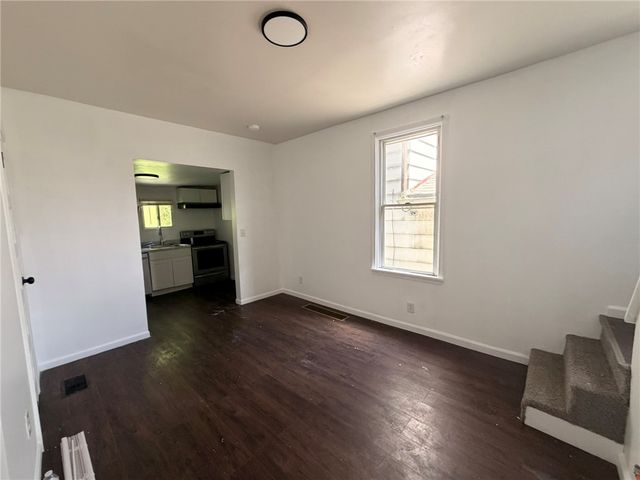 340-342 Kenney Ave, Pitcairn, PA 15140