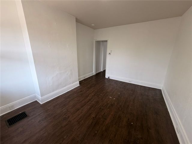 340-342 Kenney Ave, Pitcairn, PA 15140