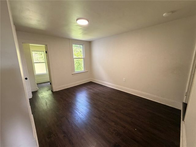 340-342 Kenney Ave, Pitcairn, PA 15140