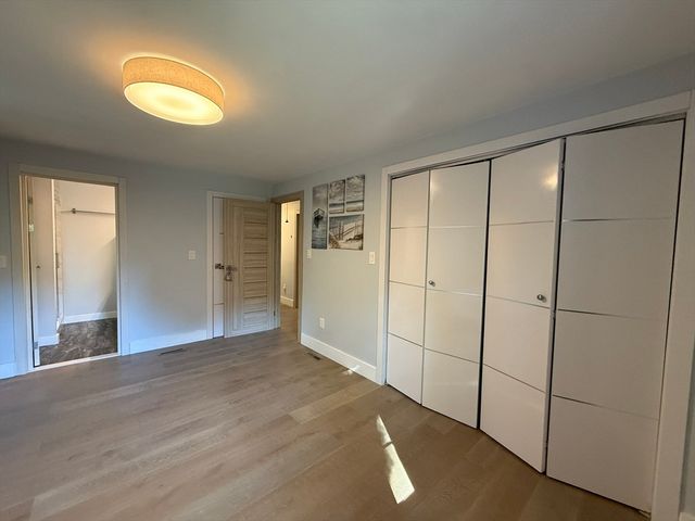 25 Berkshire Dr, Winchester, MA 01890