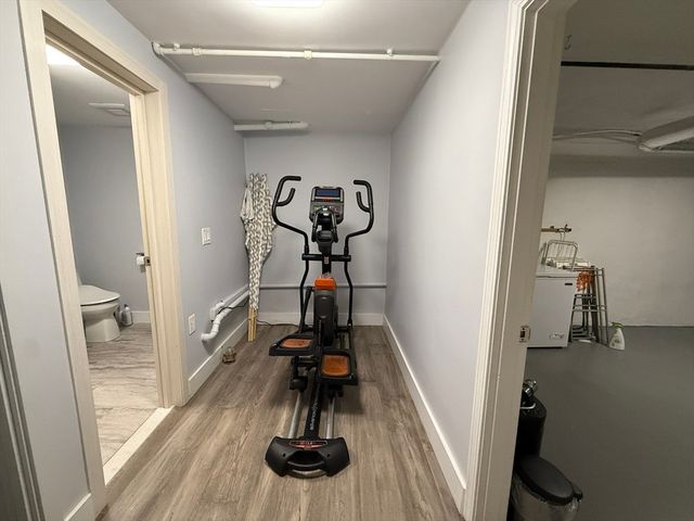 25 Berkshire Dr, Winchester, MA 01890