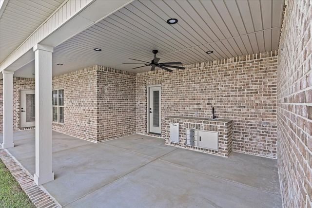 527 County Road 711, Enterprise, AL 36330