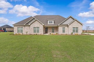 527 County Road 711, Enterprise, AL 36330