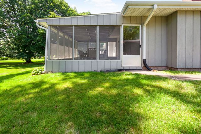 4776 Rainbow Ridge, Rockford, IL 61109