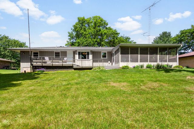 4776 Rainbow Ridge, Rockford, IL 61109