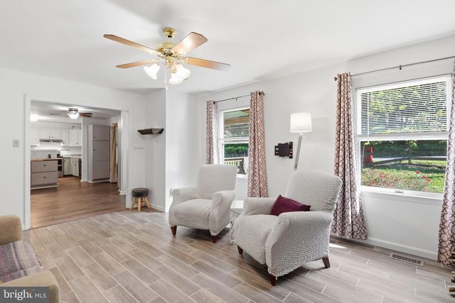 253 PERSIMMON PEAR LN, Harpers Ferry, WV 25425