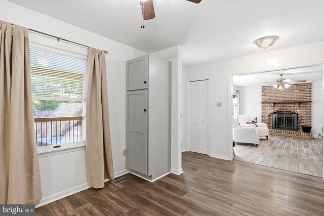 253 PERSIMMON PEAR LN, Harpers Ferry, WV 25425
