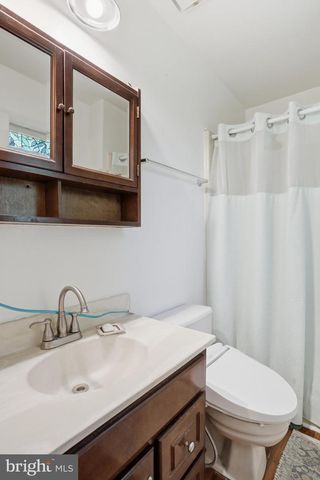 253 PERSIMMON PEAR LN, Harpers Ferry, WV 25425