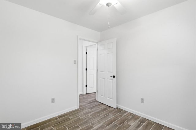 253 PERSIMMON PEAR LN, Harpers Ferry, WV 25425