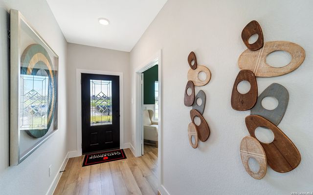 5203 Marliese Peak, Von Ormy, TX 78073
