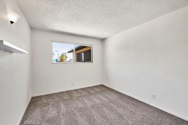 5930 Rose Ellen Avenue, 29 Palms, CA 92277