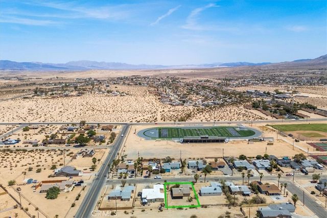5930 Rose Ellen Avenue, 29 Palms, CA 92277