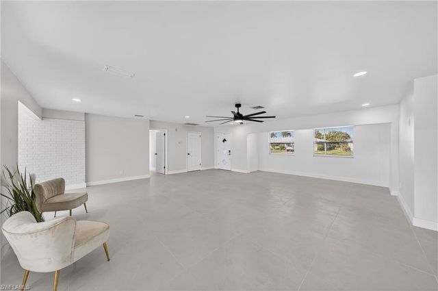 5617 Coronado CT, Cape Coral, FL 33904