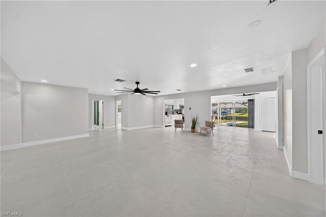 5617 Coronado CT, Cape Coral, FL 33904