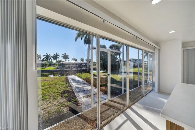 5617 Coronado CT, Cape Coral, FL 33904