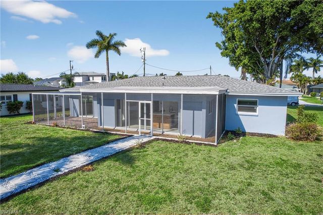 5617 Coronado CT, Cape Coral, FL 33904