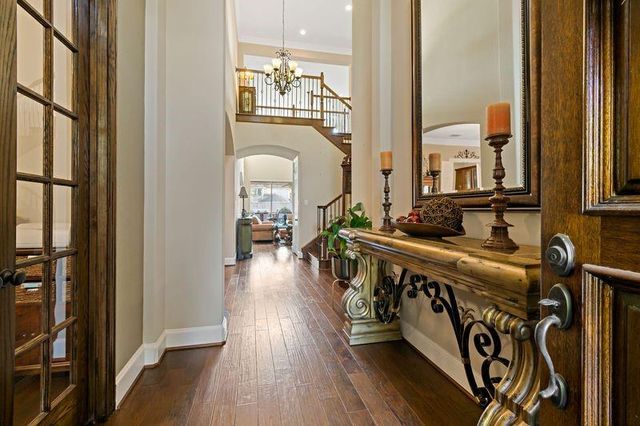 22 Waters Lake Boulevard, Missouri City, TX 77459