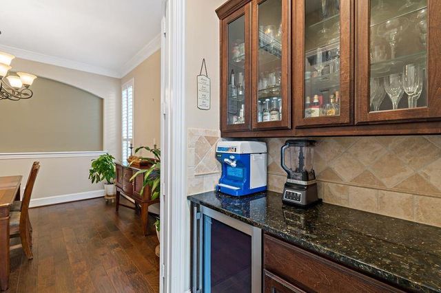 22 Waters Lake Boulevard, Missouri City, TX 77459