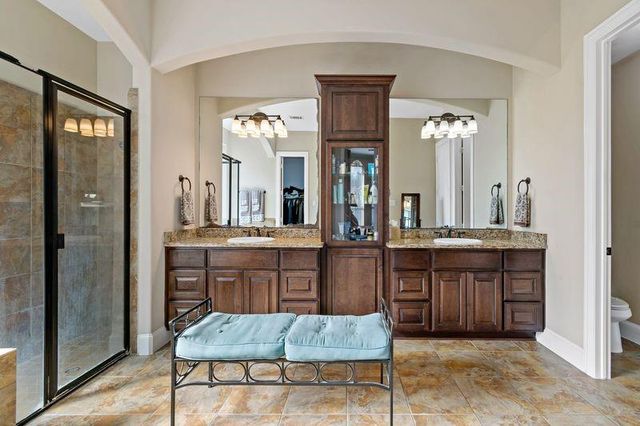 22 Waters Lake Boulevard, Missouri City, TX 77459