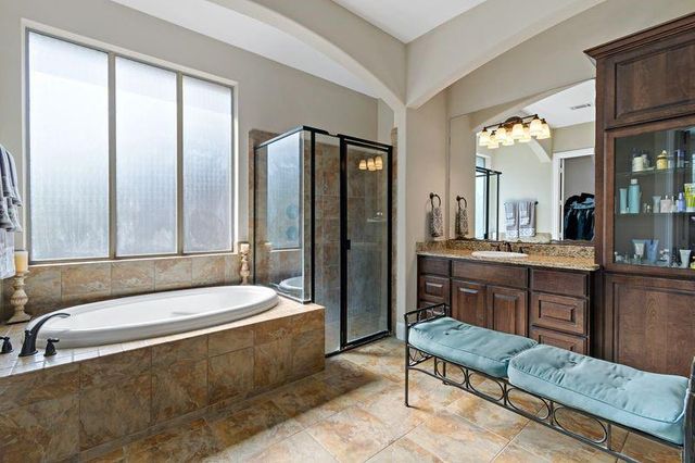 22 Waters Lake Boulevard, Missouri City, TX 77459