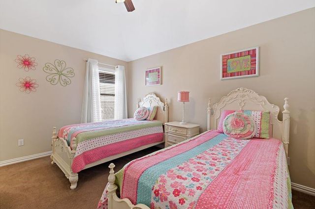 22 Waters Lake Boulevard, Missouri City, TX 77459