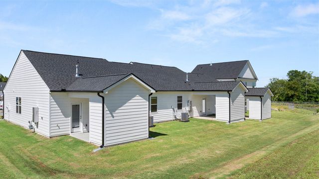 3080 Nolana Loop, Graniteville, SC 29829