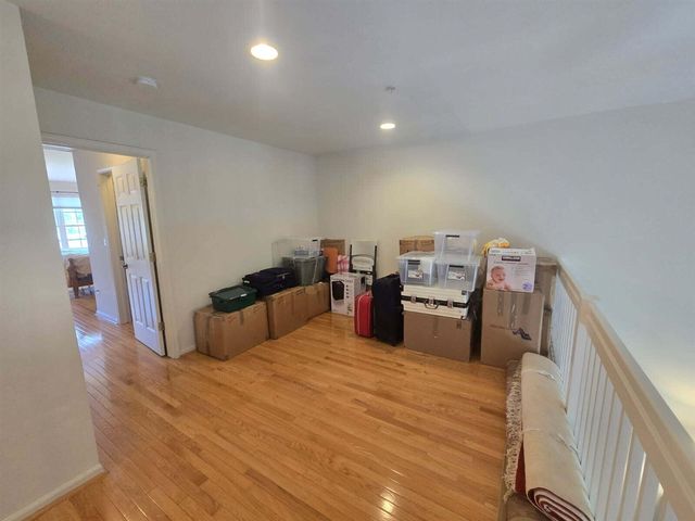 1141 Freesia Court, Ann Arbor, MI 48105