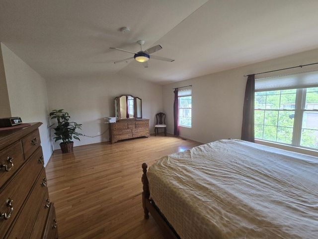 1141 Freesia Court, Ann Arbor, MI 48105