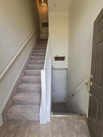 1141 Freesia Court, Ann Arbor, MI 48105