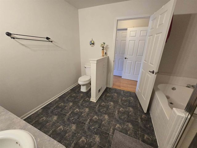 1141 Freesia Court, Ann Arbor, MI 48105