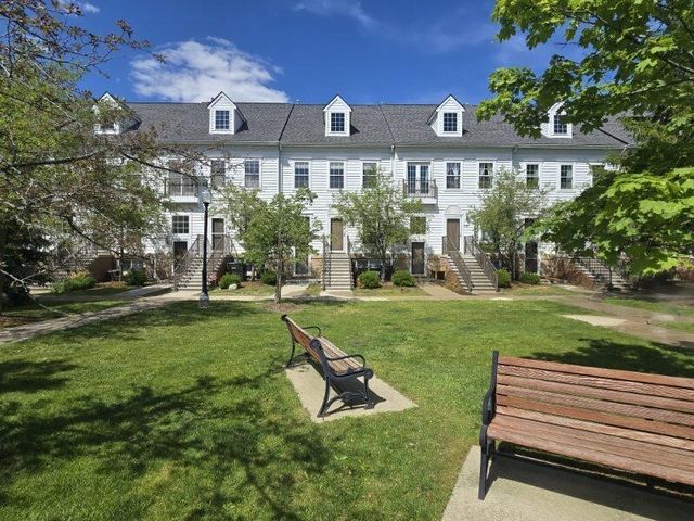 1141 Freesia Court, Ann Arbor, MI 48105