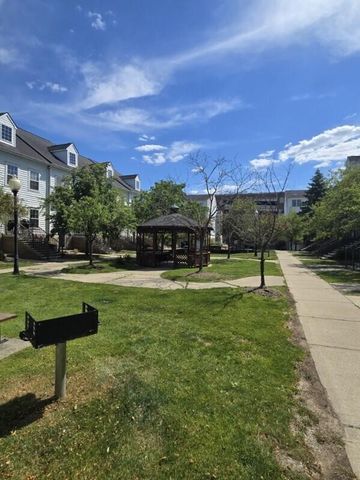 1141 Freesia Court, Ann Arbor, MI 48105