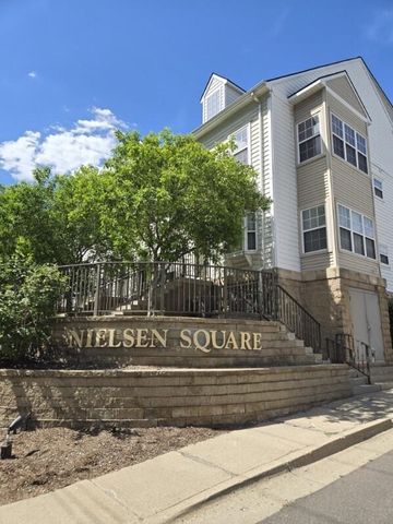 1141 Freesia Court, Ann Arbor, MI 48105