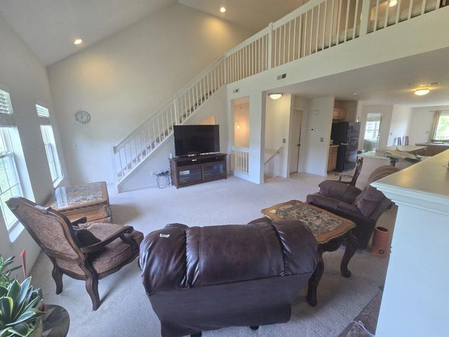 1141 Freesia Court, Ann Arbor, MI 48105