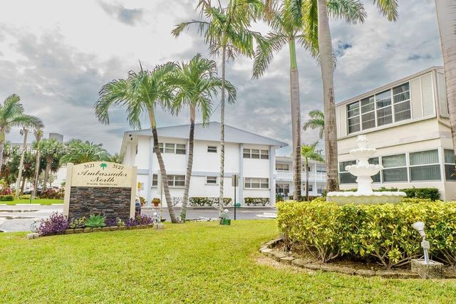 3127 S Ocean Dr 219, Hallandale Beach, FL 33009