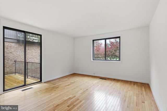 19603 SPARR SPRING RD, Montgomery Village, MD 20886