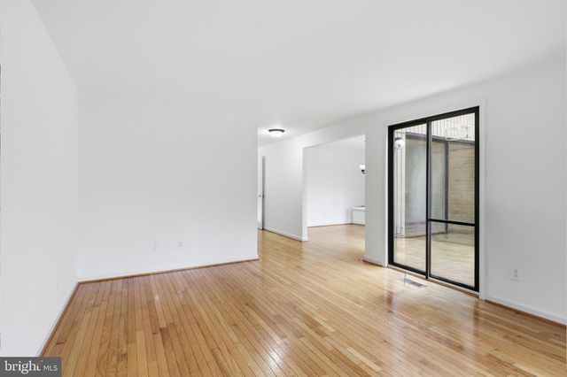 19603 SPARR SPRING RD, Montgomery Village, MD 20886