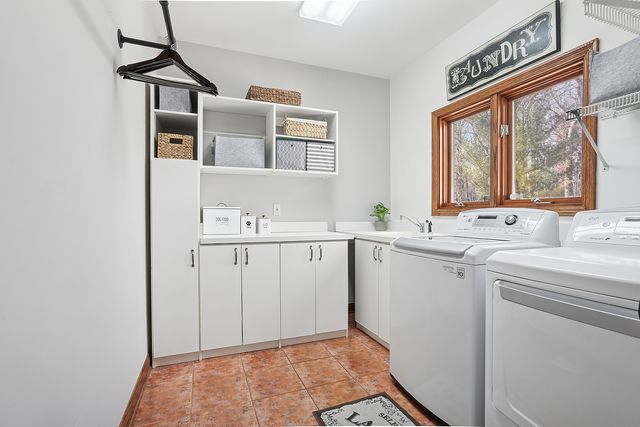 3208 E Buried Oak Drive, Crete, IL 60417