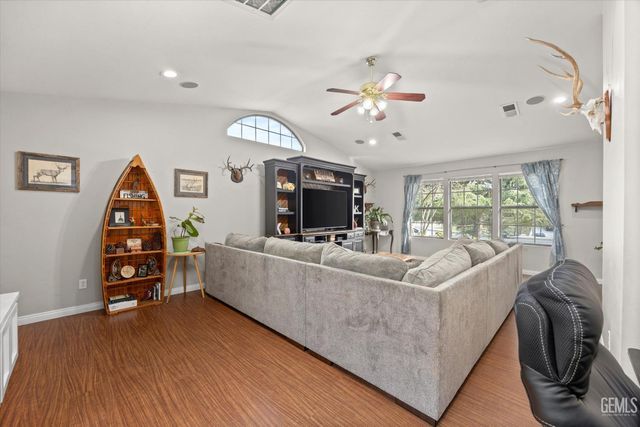 501 Reed Street, Bakersfield, CA 93314