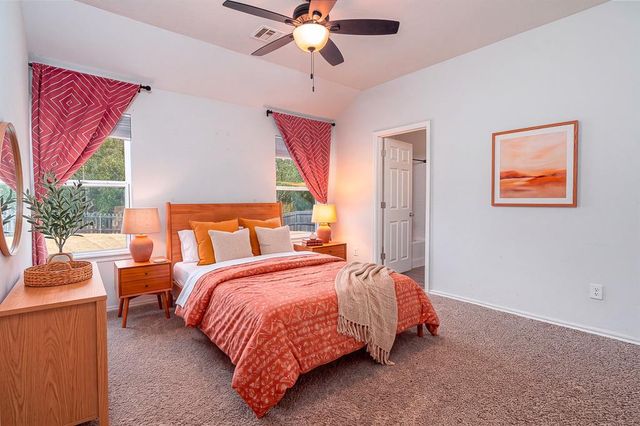 10017 Wessex Drive, Yukon, OK 73099