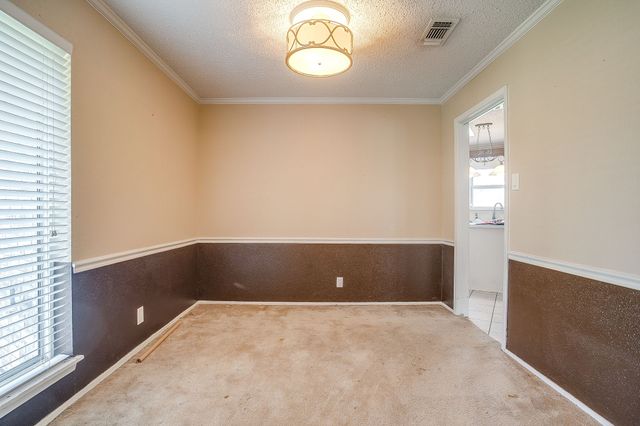 612 Melbourne Court, Hurst, TX 76053