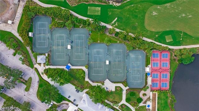 3093 Aviamar CIR 7-203, Naples, FL 34114
