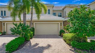 3093 Aviamar CIR 7-203, Naples, FL 34114