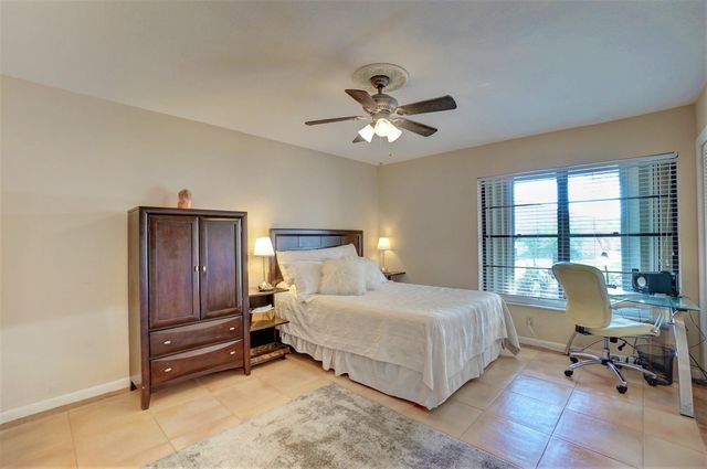 627 Hollows Circle, Deerfield Beach, FL 33442