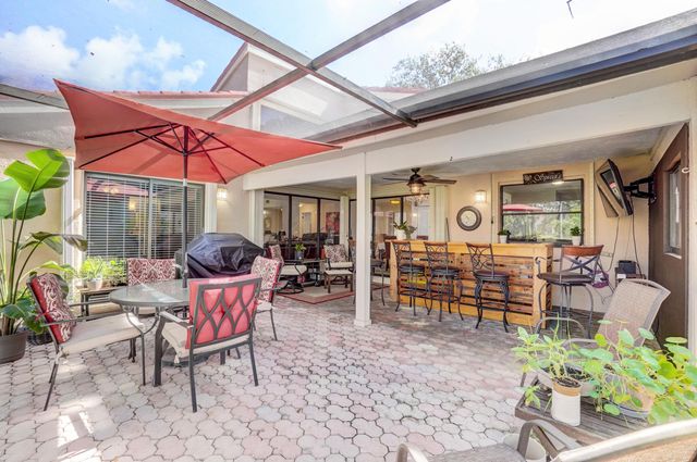 627 Hollows Circle, Deerfield Beach, FL 33442