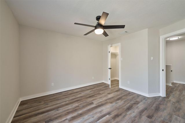 6500 Sands Point Drive 110, Houston, TX 77074