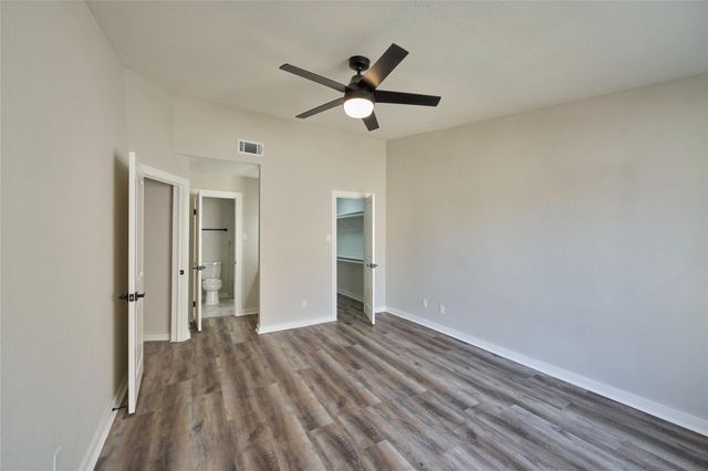 6500 Sands Point Drive 110, Houston, TX 77074