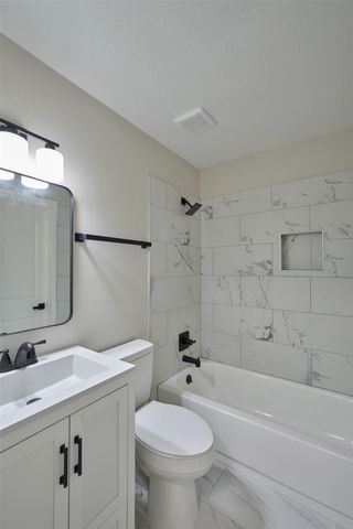 6500 Sands Point Drive 110, Houston, TX 77074