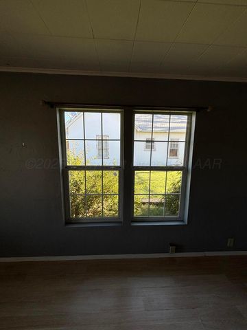 320 Summit, Miami, TX 79059